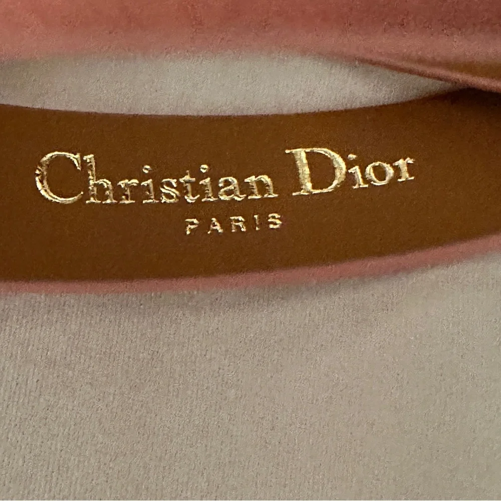 NEW CHRISTIAN DIOR BRACELET Montaigne Rose Leather Double Wrap w/ Gold Turnlock - Picture 4 of 7